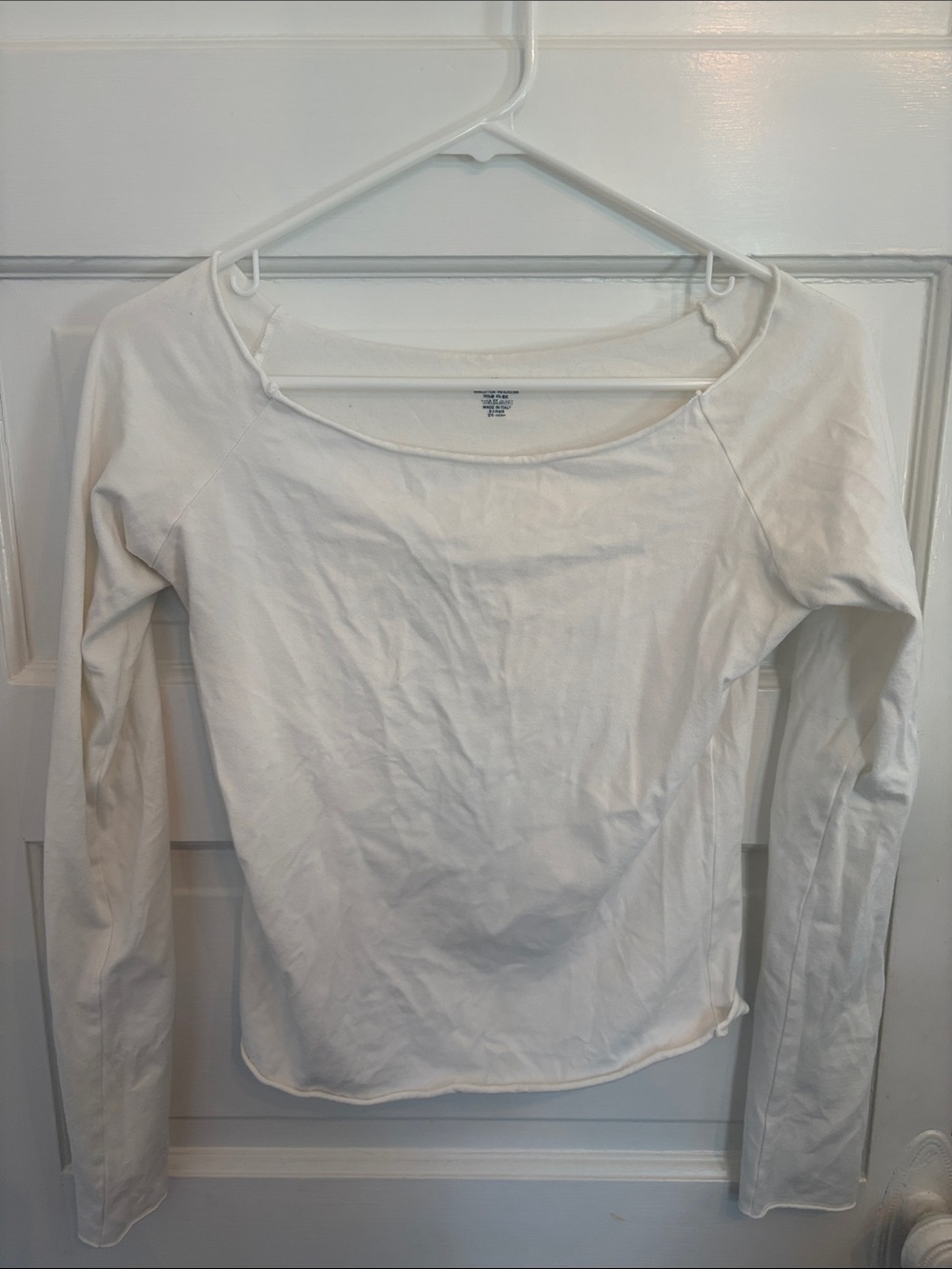 Brandy Melville White Long-Sleeve Scoop Neck Top
